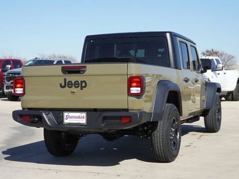 New 2026 Jeep Gladiator Sport image 9