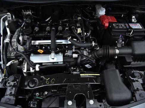 New 2025 Nissan Versa SR w/ Trunk Package image 23