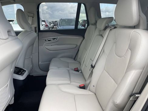 New 2025 Volvo XC90 B6 Plus w/ Protection Package Premier image 7