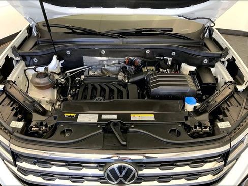Used 2023 Volkswagen Atlas Cross Sport SEL Premium R-Line image 10