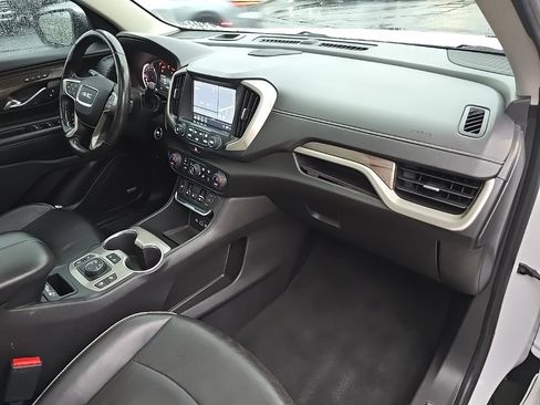 Used 2018 GMC Terrain Denali w/ Advanced Safety Package image 34