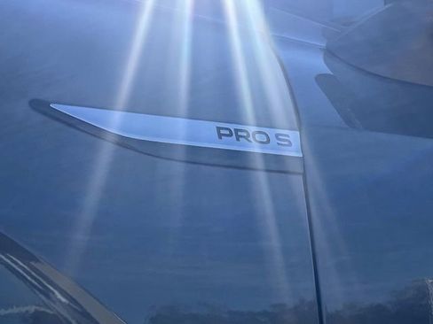 New 2025 Volkswagen ID.4 Pro S image 7