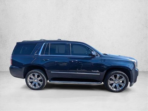 Used 2019 GMC Yukon SLT w/ Premium Edition image 4