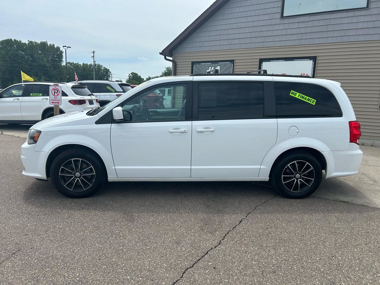 Used 2018 Dodge Grand Caravan GT FWD image 8