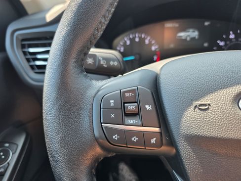 Certified 2020 Ford Escape SEL AWD/4WD image 15