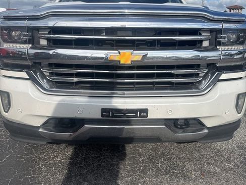 Used 2017 Chevrolet Silverado 1500 High Country image 6