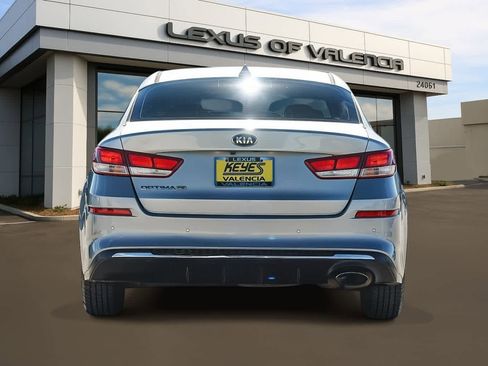 Used 2020 Kia Optima LX image 3
