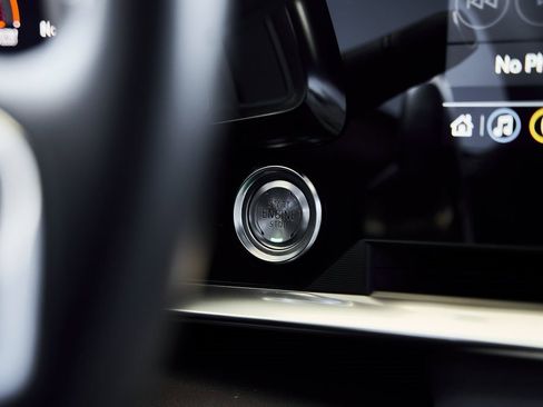 Used 2022 Chevrolet Corvette Stingray w/ Z51 Performance Package image 36