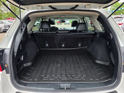 Used 2015 Subaru Outback 2.5i Limited AWD/4WD image 23