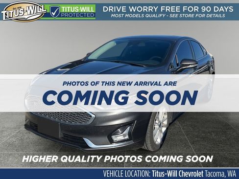 Used 2020 Ford Fusion Energi Titanium image 2