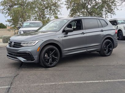 Used 2024 Volkswagen Tiguan SE R-Line