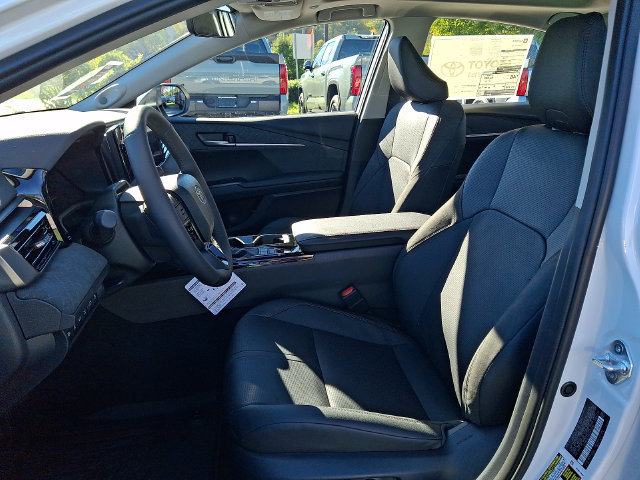 New 2026 Toyota Camry XLE w/ Premium Plus Package FWD image 6
