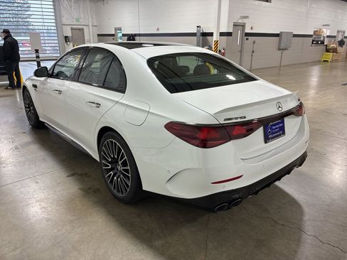 New 2026 Mercedes-Benz E 53 AMG e 4MATIC Sedan image 5