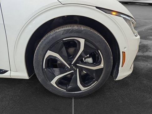Used 2024 Kia EV6 GT-Line AWD/4WD image 37