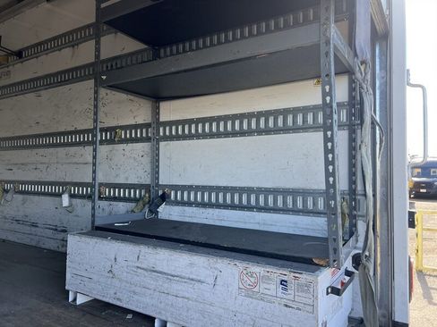 Used 2019 Ford E-450 and Econoline 450 Super Duty w/ Power Windows & Locks Group image 14