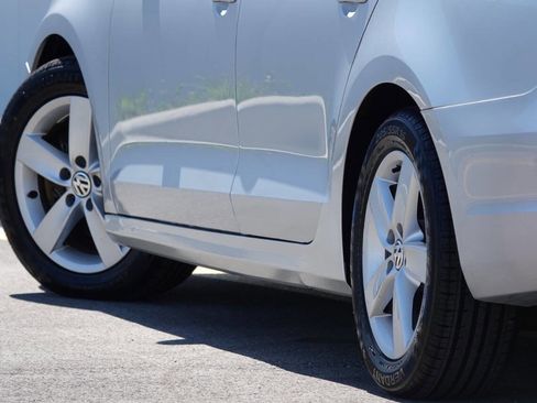 Used 2014 Volkswagen Jetta TDI FWD image 25