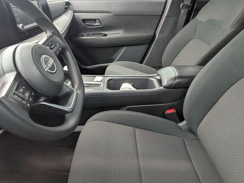 Used 2025 Nissan Kicks S FWD image 8