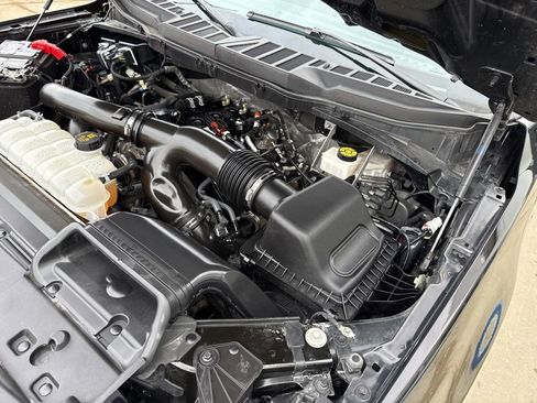 Used 2024 Ford F150 XLT image 29