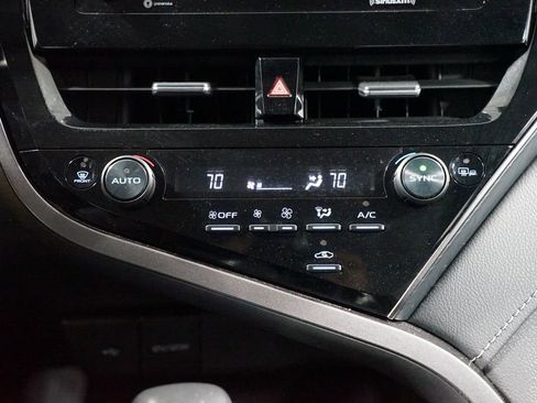 Used 2023 Toyota Camry SE image 20