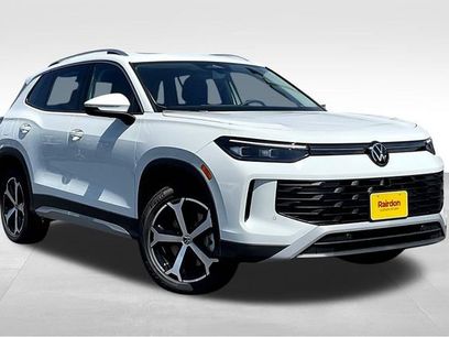 New 2025 Volkswagen Tiguan SE