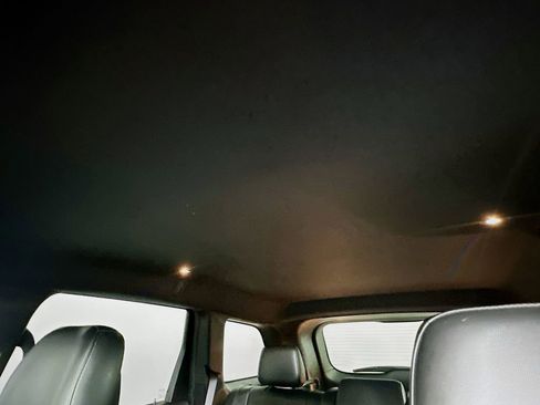 Used 2020 Jeep Grand Cherokee Altitude image 21