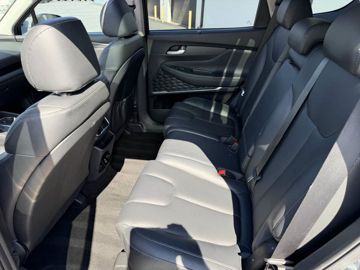 Used 2020 Hyundai Santa Fe Limited AWD/4WD image 13