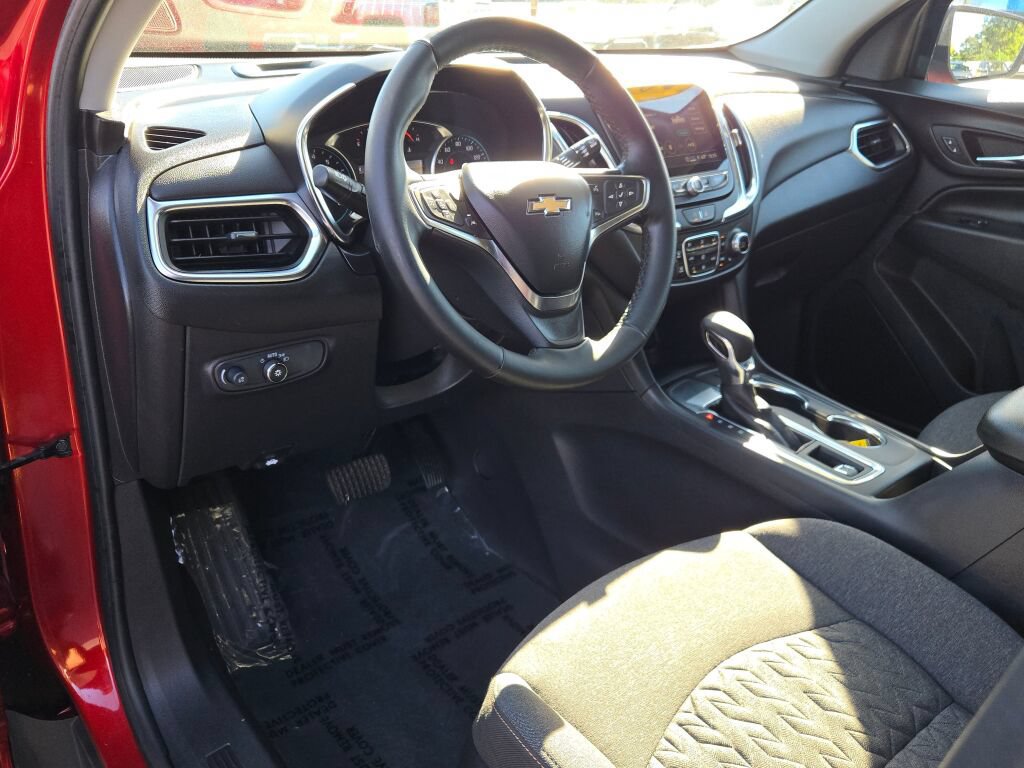 Certified 2024 Chevrolet Equinox LT FWD image 26