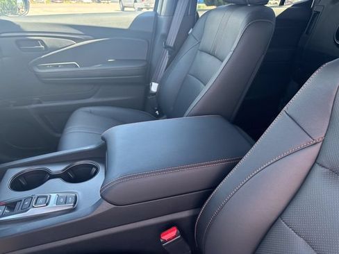 Certified 2025 Honda Ridgeline TrailSport image 18
