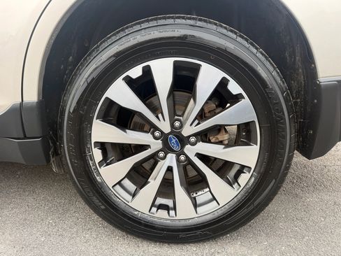 Used 2016 Subaru Outback 2.5i Limited image 27