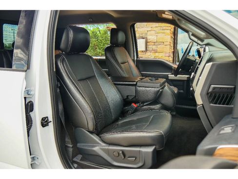 Used 2020 Ford F150 Lariat image 14