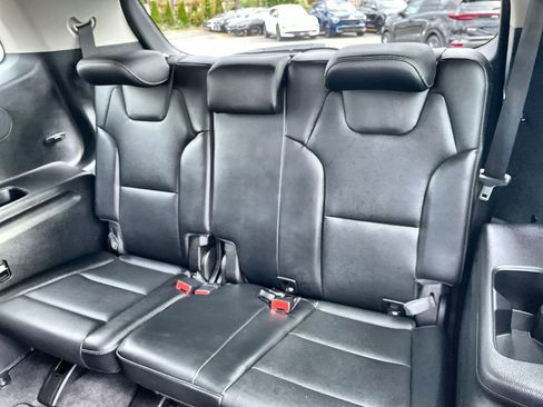 Used 2023 Kia Telluride LX image 21