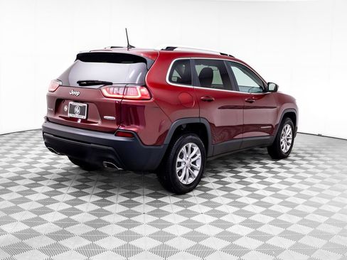 Used 2019 Jeep Cherokee Latitude w/ Cold Weather Group AWD/4WD image 7