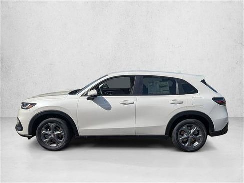 New 2026 Honda HR-V LX image 9