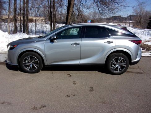 Used 2023 Lexus RX 350 Premium Plus w/ Cold Area Package image 2