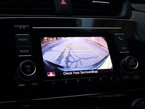 Used 2021 Honda CR-V LX image 38