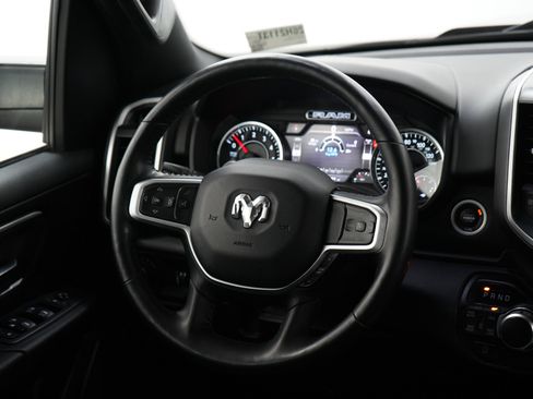 Used 2020 RAM 1500 Big Horn AWD/4WD image 14