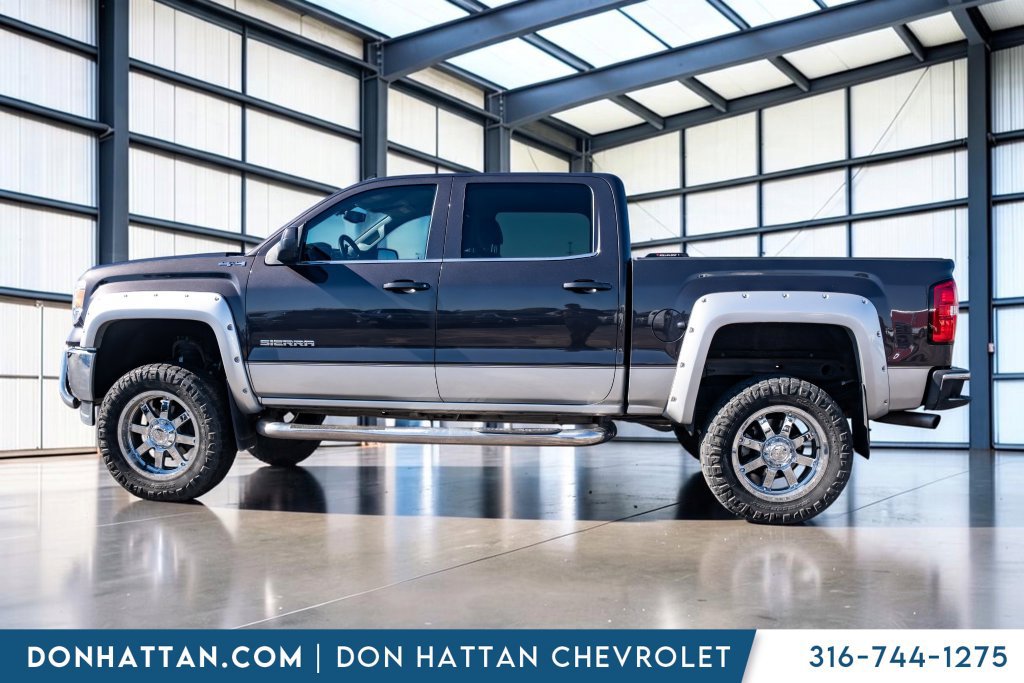 Used 2014 GMC Sierra 1500 SLE w/ SLE Value Package AWD/4WD image 2