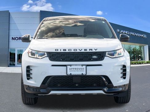 Used 2024 Land Rover Discovery Sport Dynamic SE AWD/4WD image 2