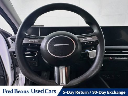 Used 2025 Hyundai Sonata SEL AWD/4WD image 15