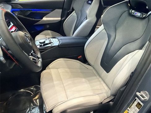 New 2026 BMW M5 w/ Executive Package image 17