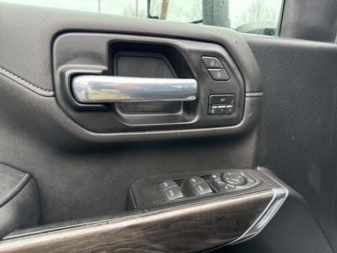 Used 2021 Chevrolet Silverado 2500 LTZ w/ LTZ Premium Package image 27