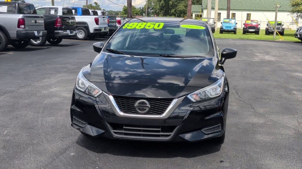 Used 2020 Nissan Versa S FWD image 3