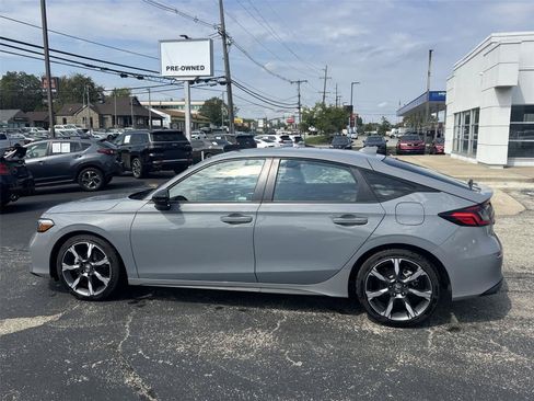 Used 2026 Honda Civic Sport Touring image 2