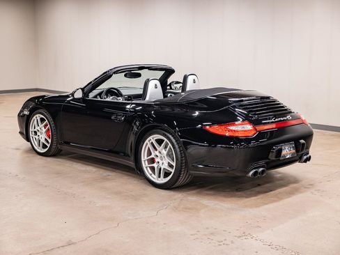 Used 2009 Porsche 911 Carrera 4S AWD/4WD image 35