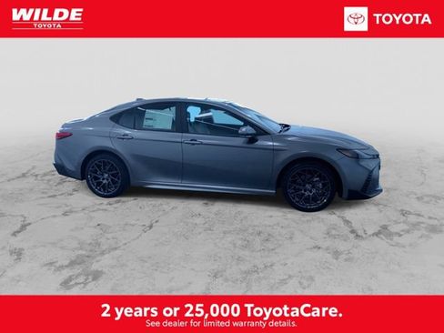 New 2026 Toyota Camry SE image 2