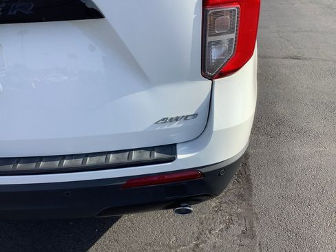 Used 2023 Ford Explorer ST-Line image 9