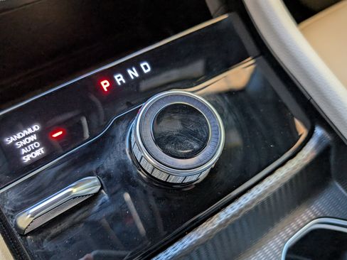 Used 2024 Jeep Grand Cherokee Limited w/ MOPAR Finishing Package image 31