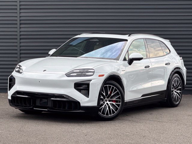 New 2026 Porsche Cayenne Turbo AWD/4WD image 1
