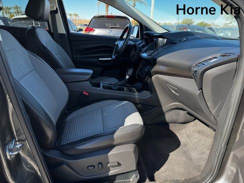 Used 2017 Ford Escape Titanium image 26