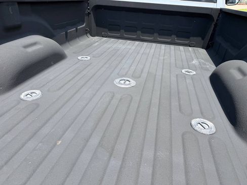 Used 2014 RAM 2500 SLT w/ Popular Equipment Group AWD/4WD image 50
